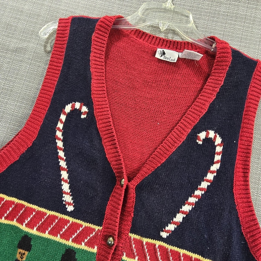 New Look Sweater Vest Womens Large Christmas Gingerbread Candy Cane Nutcracker